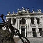 Basilica Square 3*