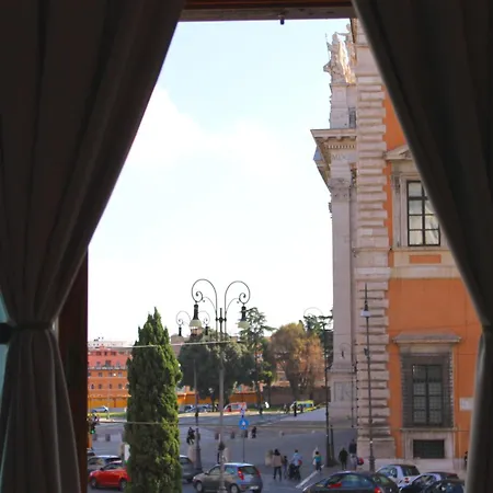 Basilica Square Roma